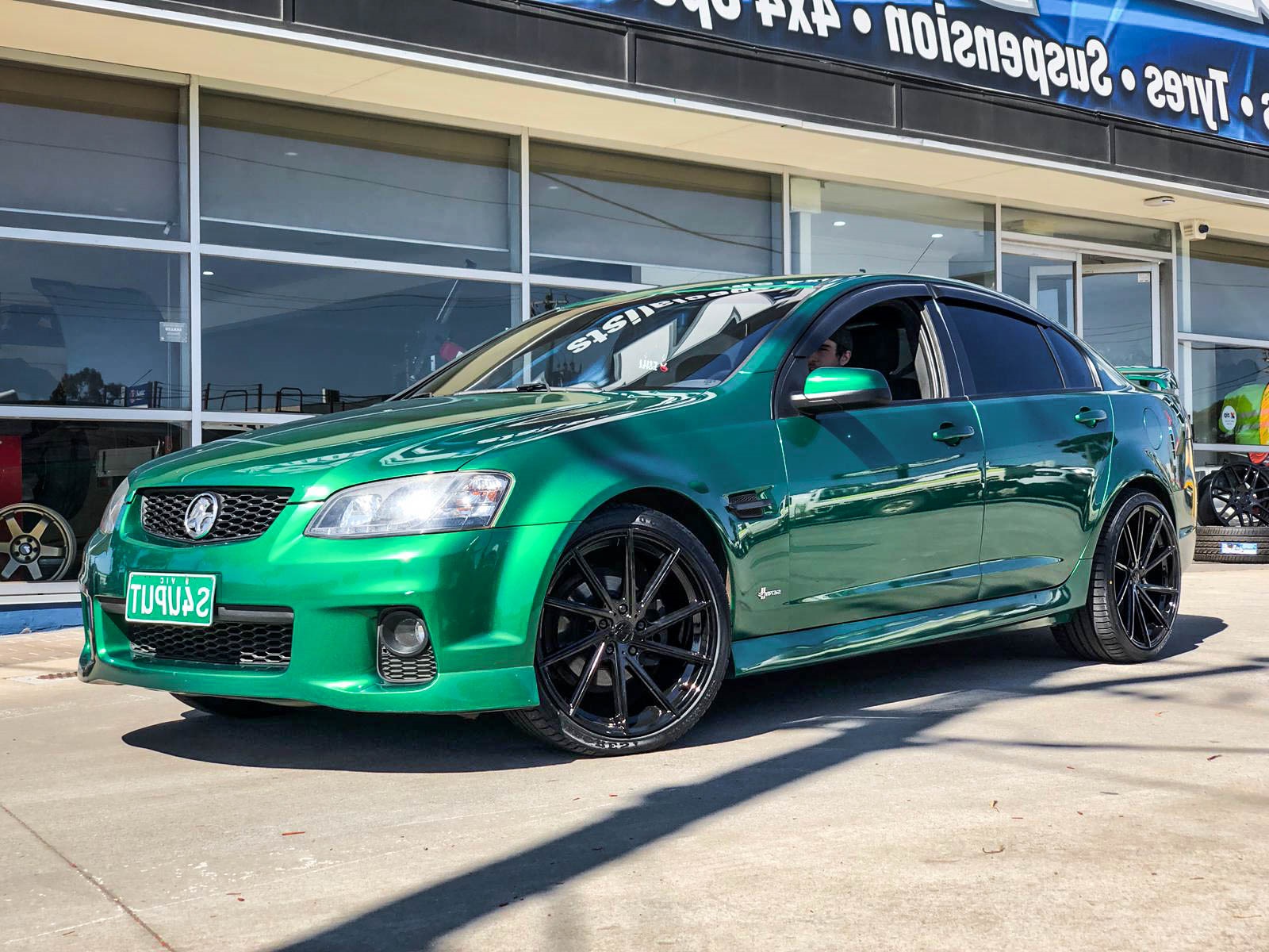 Holden Commodore Hussla Alz Gloss Black Wheel