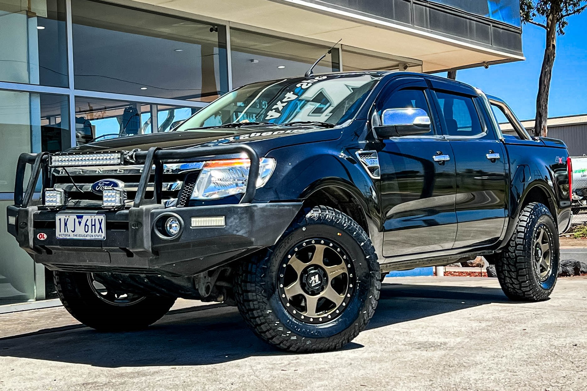 Ford Ranger Hussla Spitfire Matte Bronze Black Lip Chrome Bolts Wheel