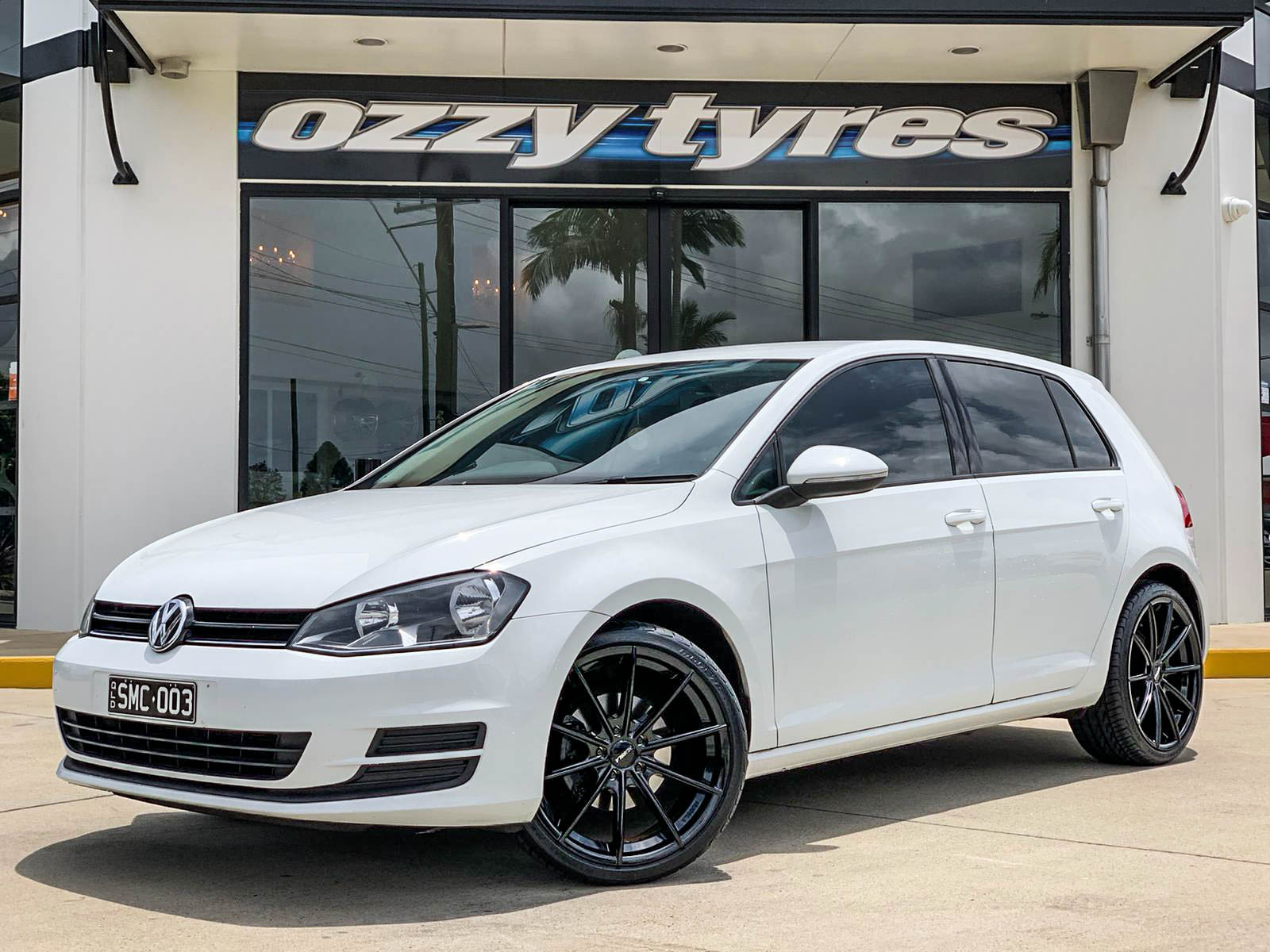 VOLKSWAGEN GOLF HUSSLA MOZ GLOSS BLACK 1572