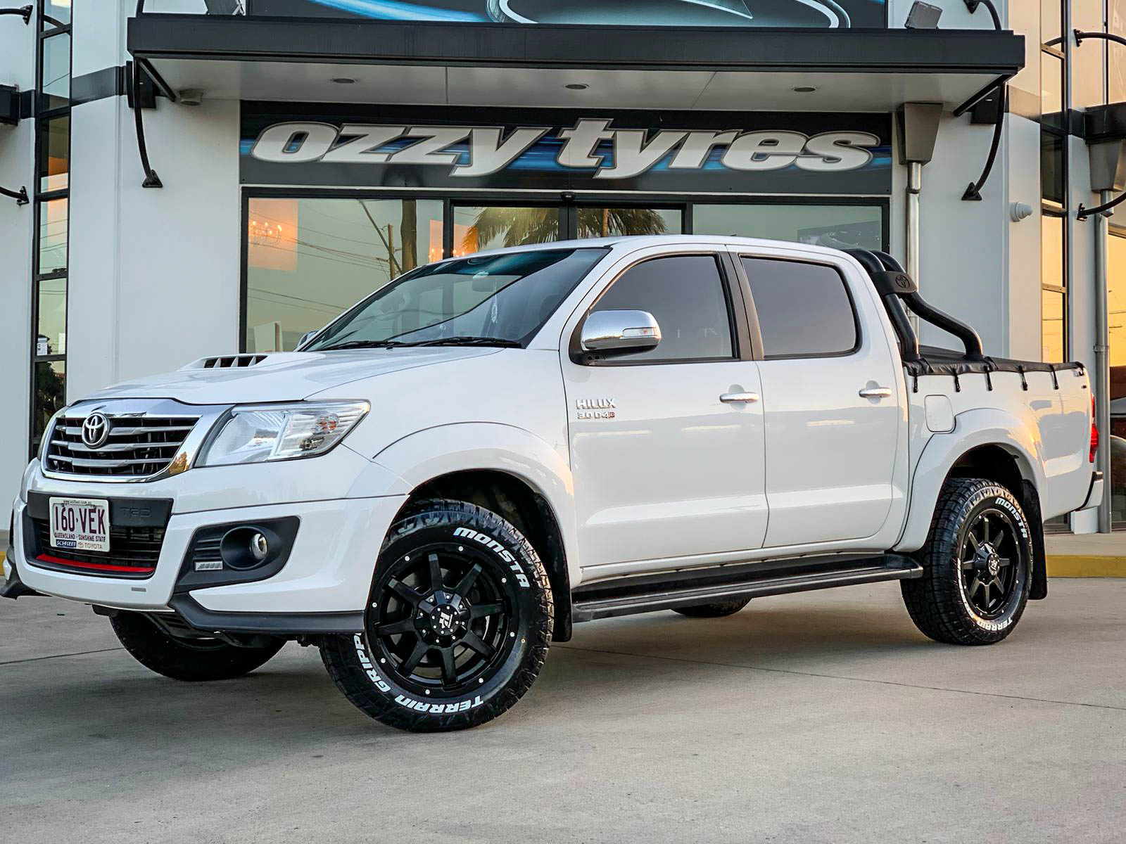 Toyota Hilux Hussla Stealth Matte Black