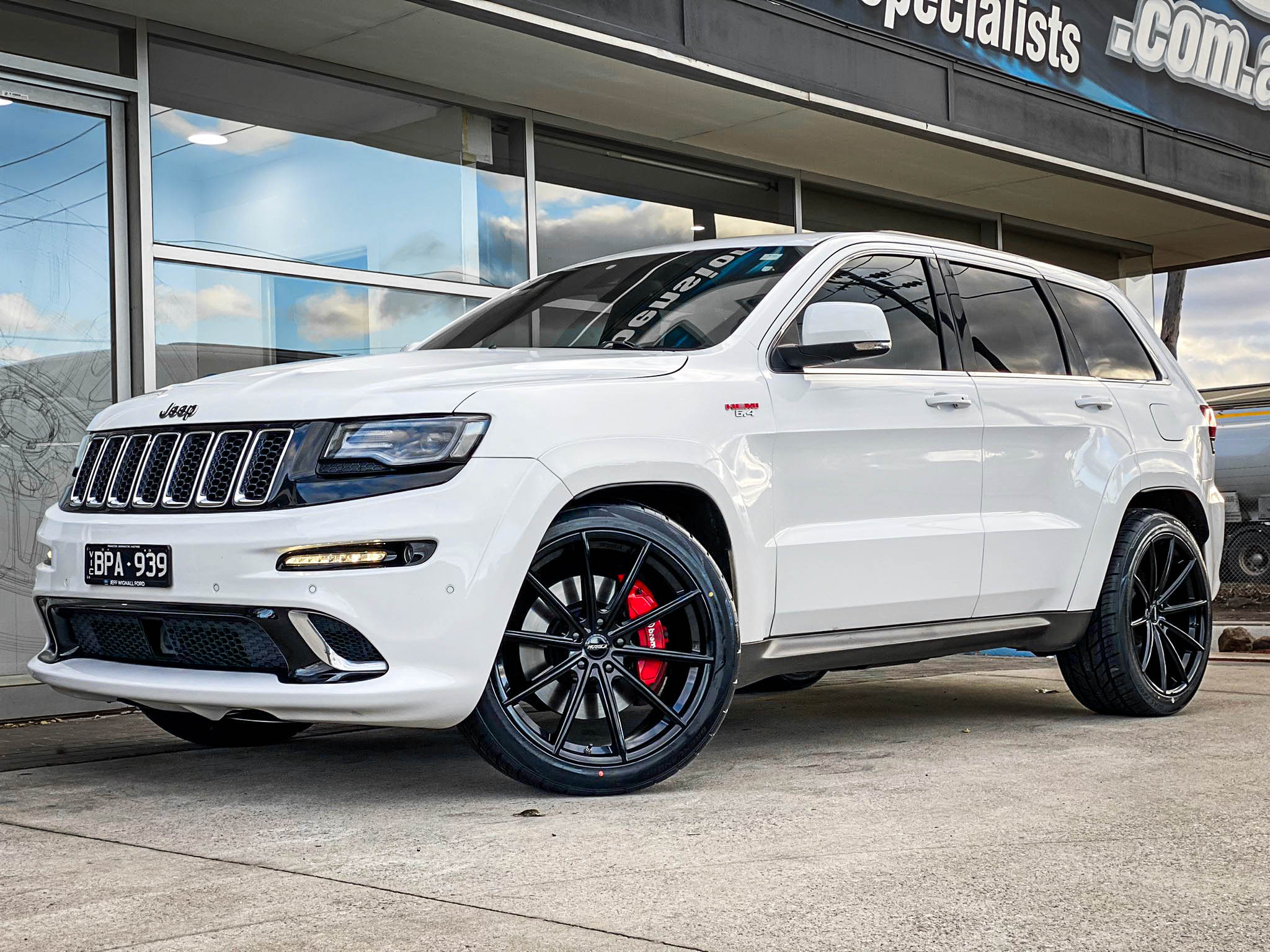 Jeep Grand Cherokee Hussla Moz Gloss Black Wheel