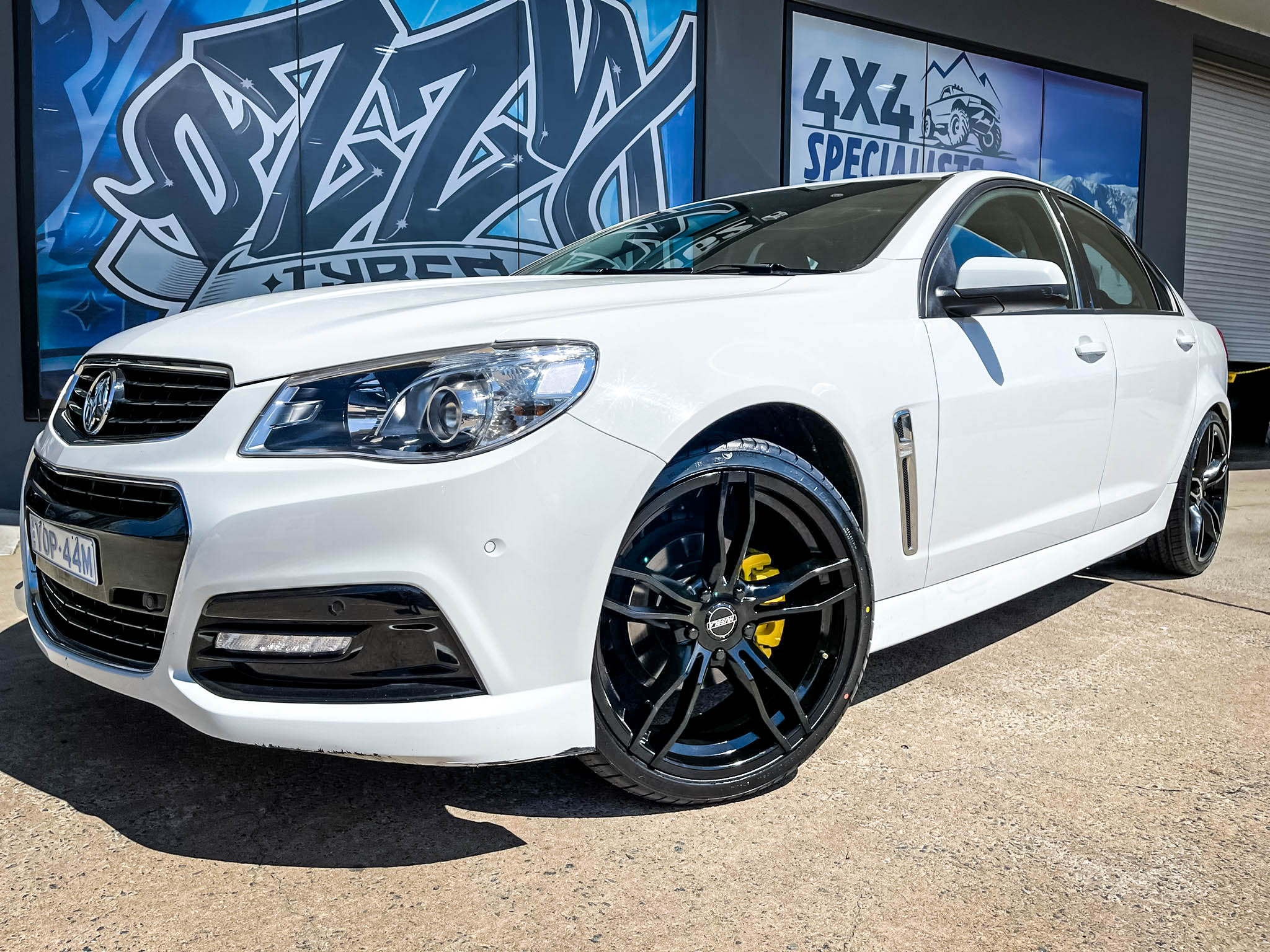 HOLDEN COMMODORE HUSSLA ALL STAR GLOSS BLACK Wheel 9607