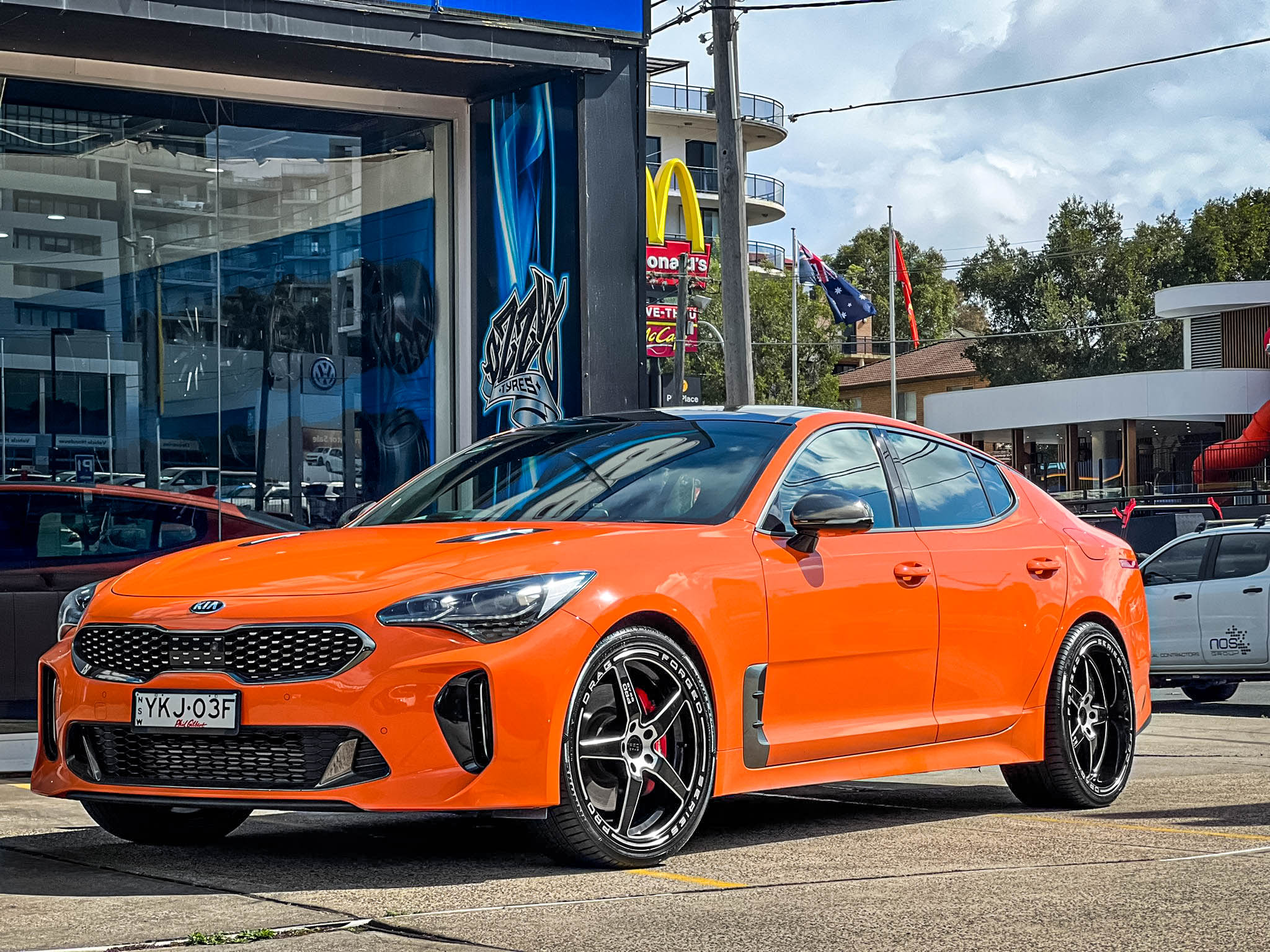 KIA STINGER PRO DRAG PD1 BLACK LIP Wheel #10274