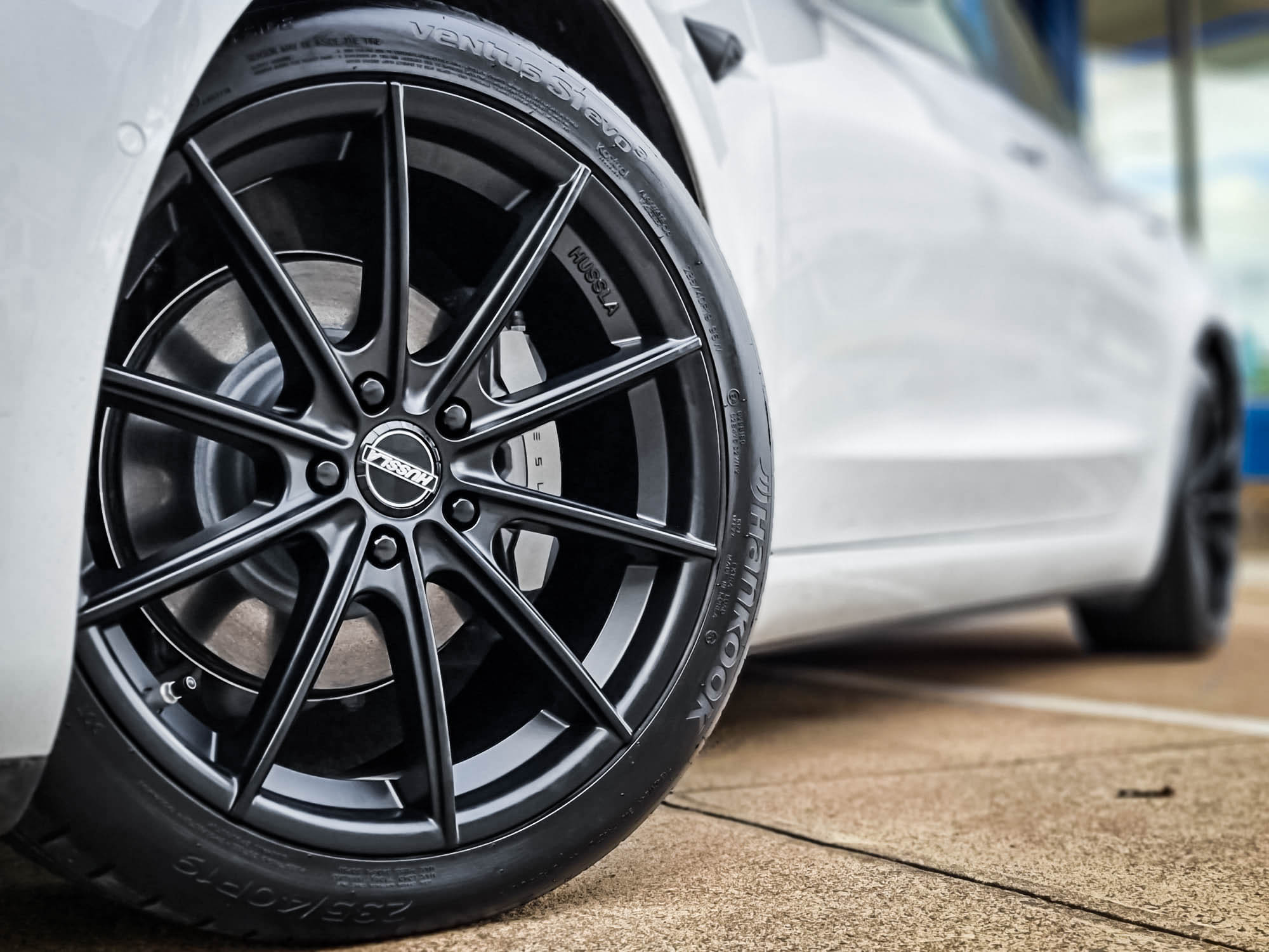TESLA_MODEL_3_HUSSLA_MOZ_MATTE_BLACK_19_HANKOOK_VENTUS_S1_EVO2_K1174.jpg