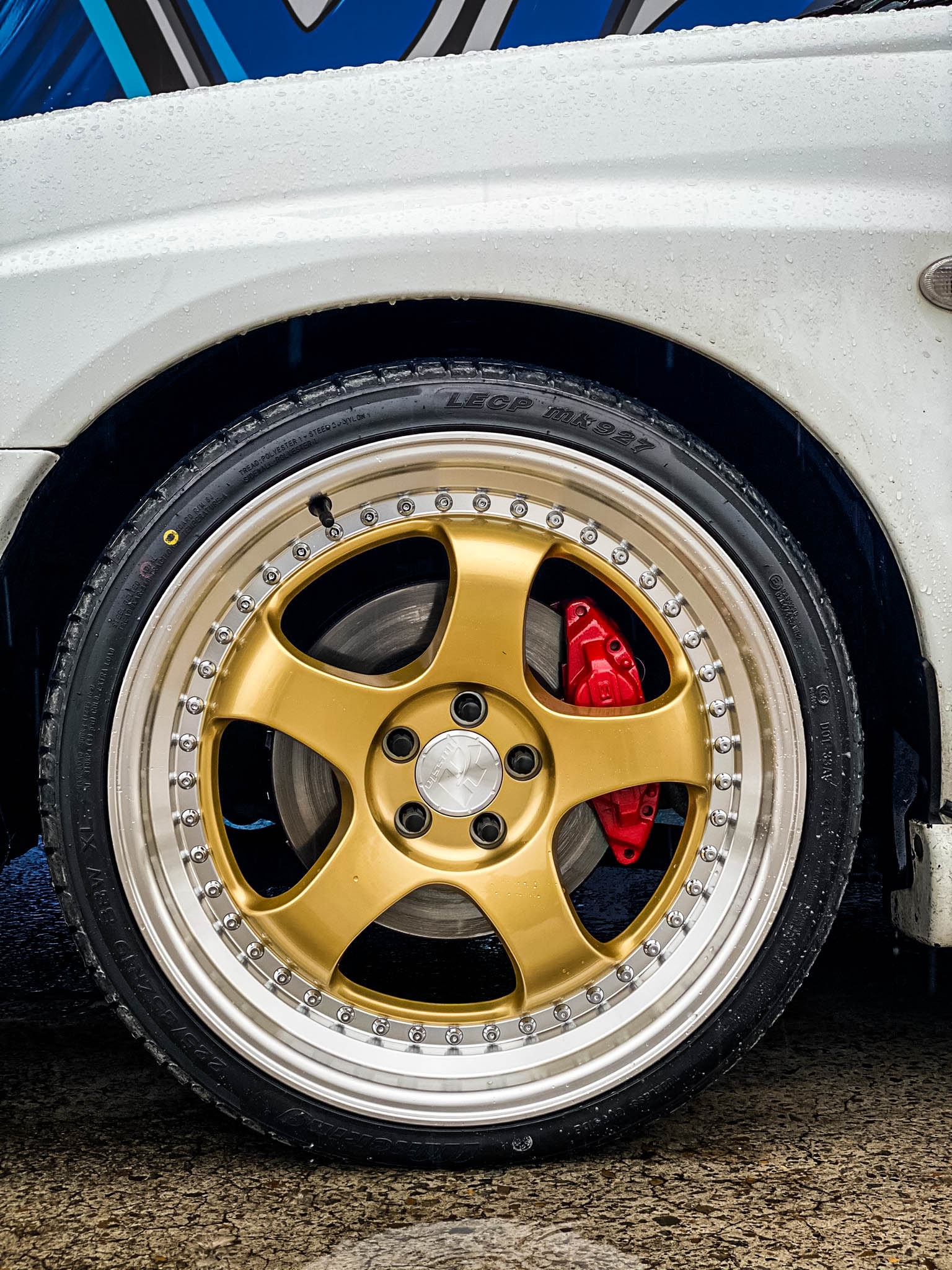 subaru impreza wrx hussla zen gold chrome rivets machined lip