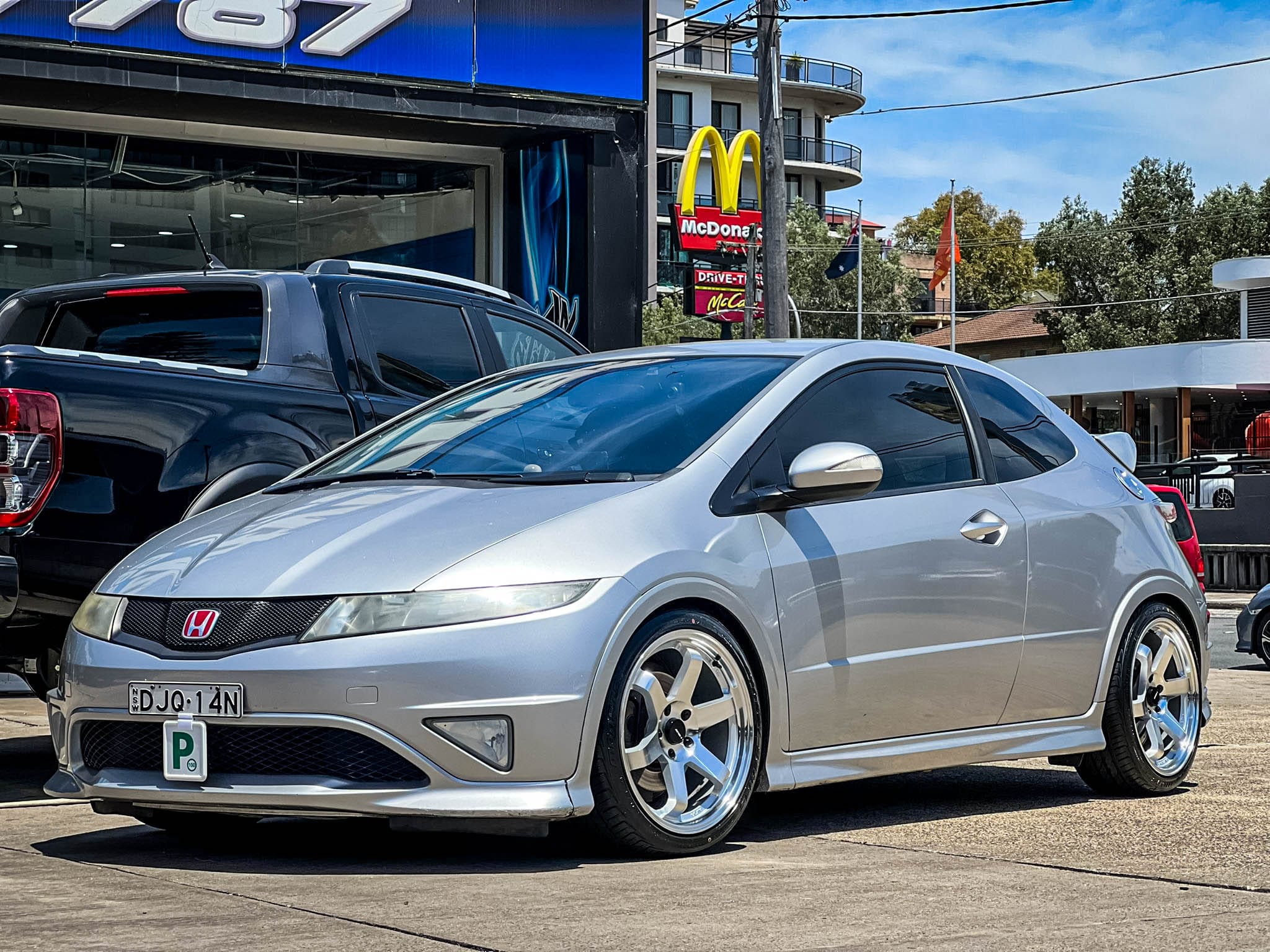 HONDA_CIVIC_TYPE_R_AVID_AV-06_SILVER_MACHINED1.jpg