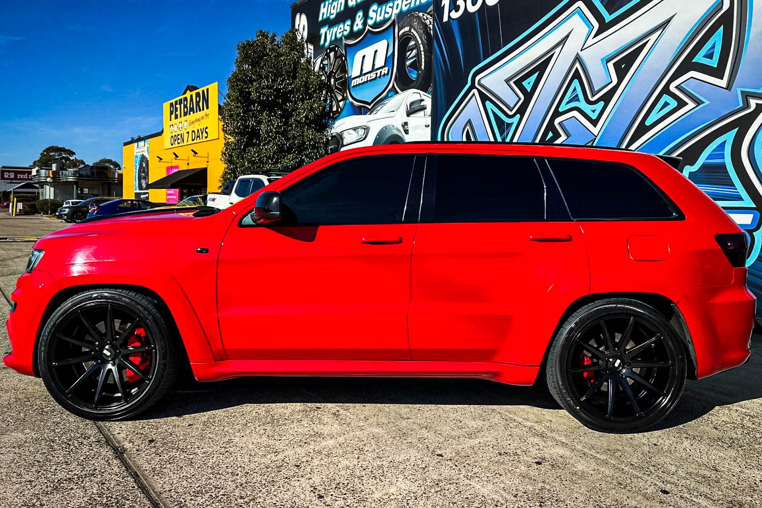 JEEP_GRAND_CHEROKEE_XO_SYDNEY_MATTE_BLACK_1.jpg