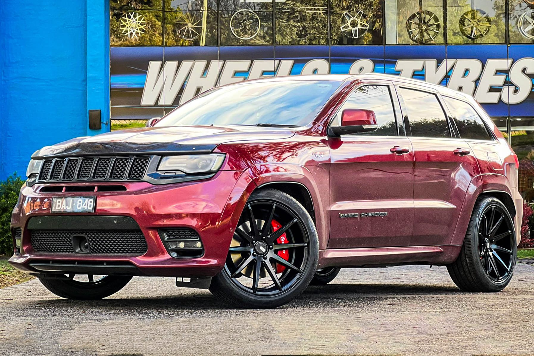 JEEP_GRAND_CHEROKEE_XO_SYDNEY_MATTE_BLACK_4.jpg