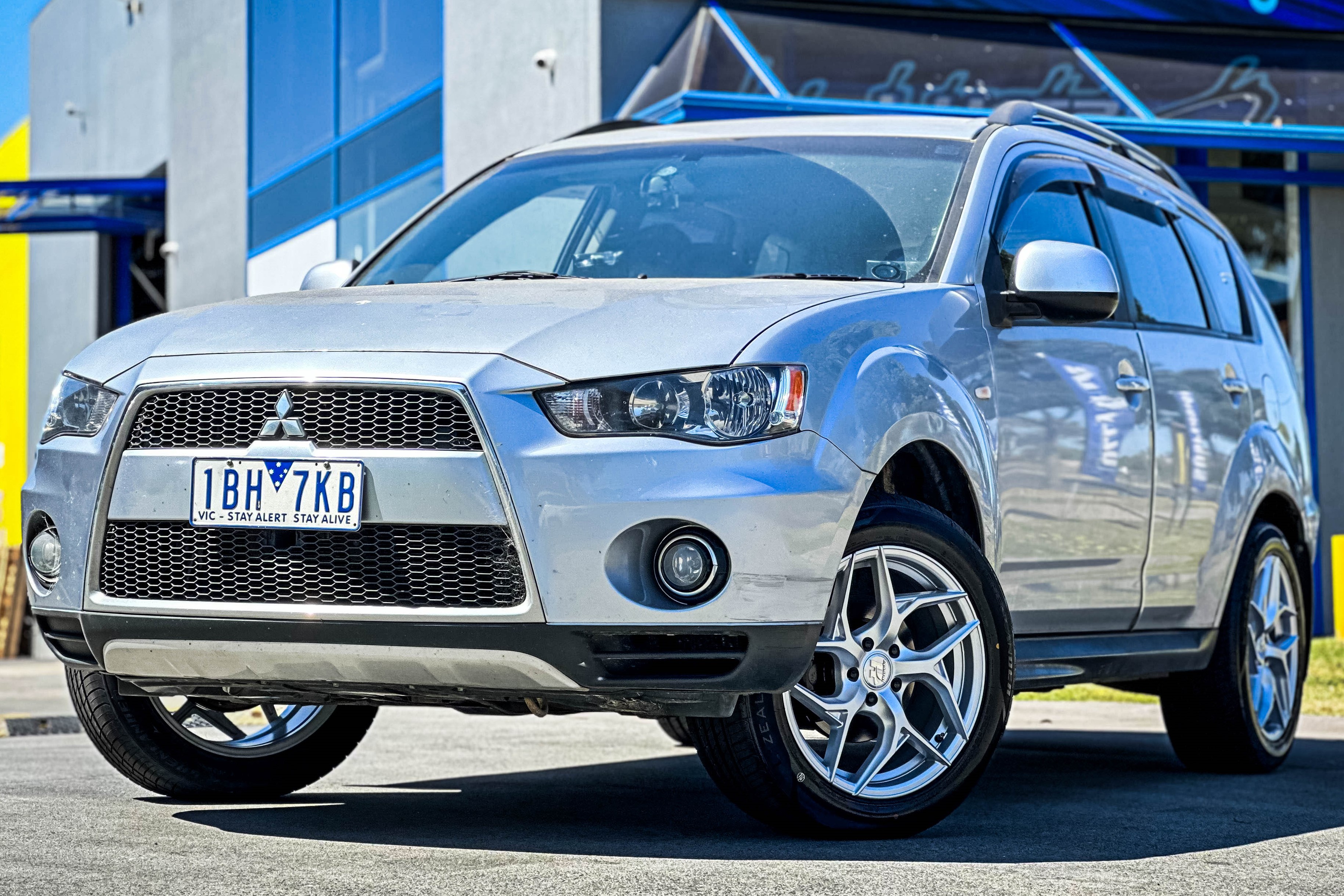Silver Outlander Rear mitsubishi outlander hussla shaz bright silver wheel #13764