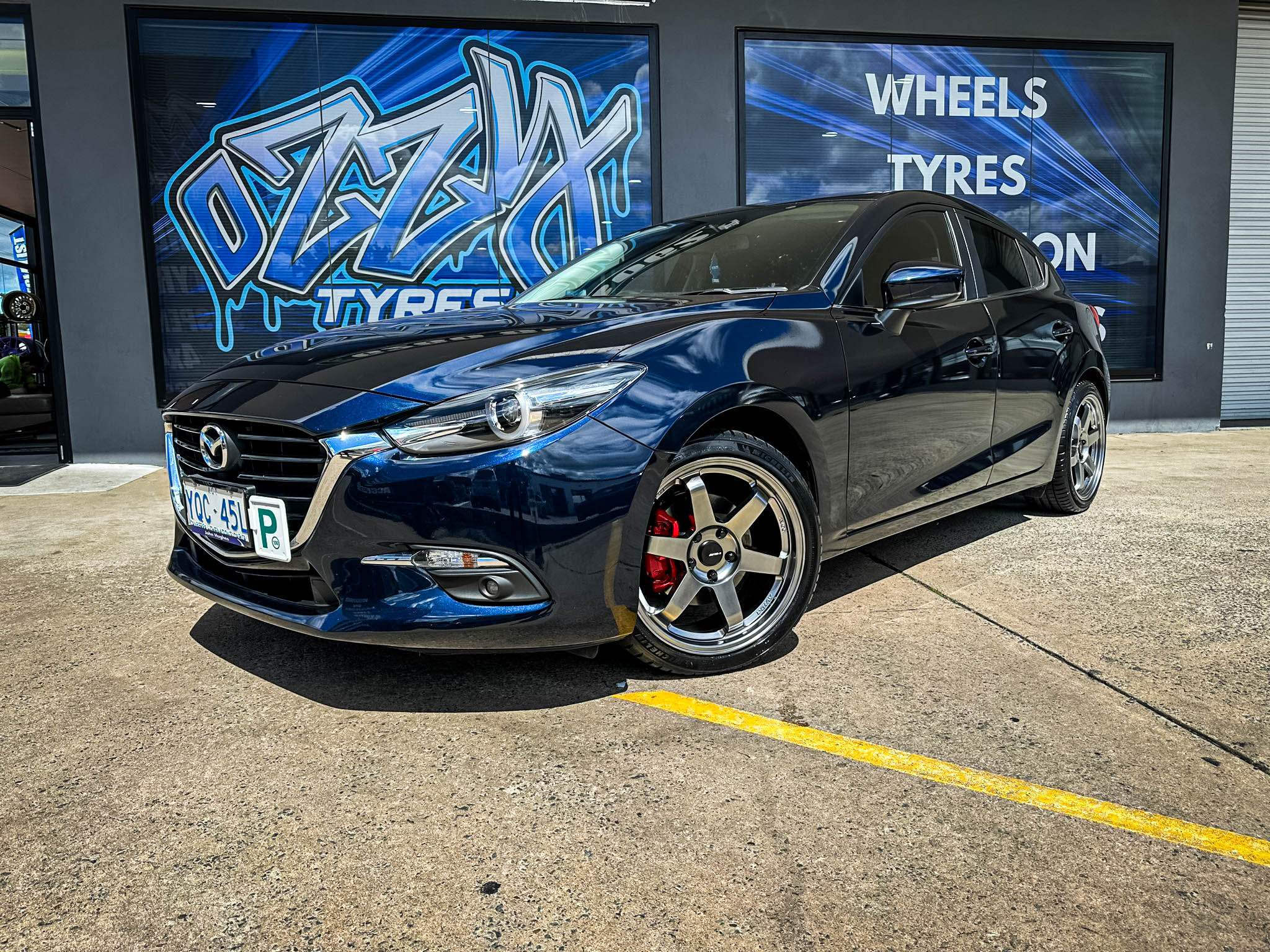 mazda 3 avid av-06 hyper black wheel #13852