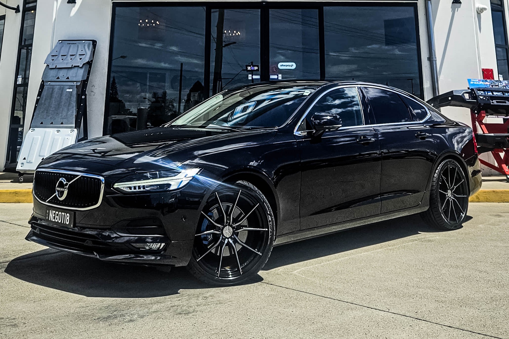 Volvo S90 Wheels Volvo S90 Met Carmani CA20 Ludwig Velgen | Giva