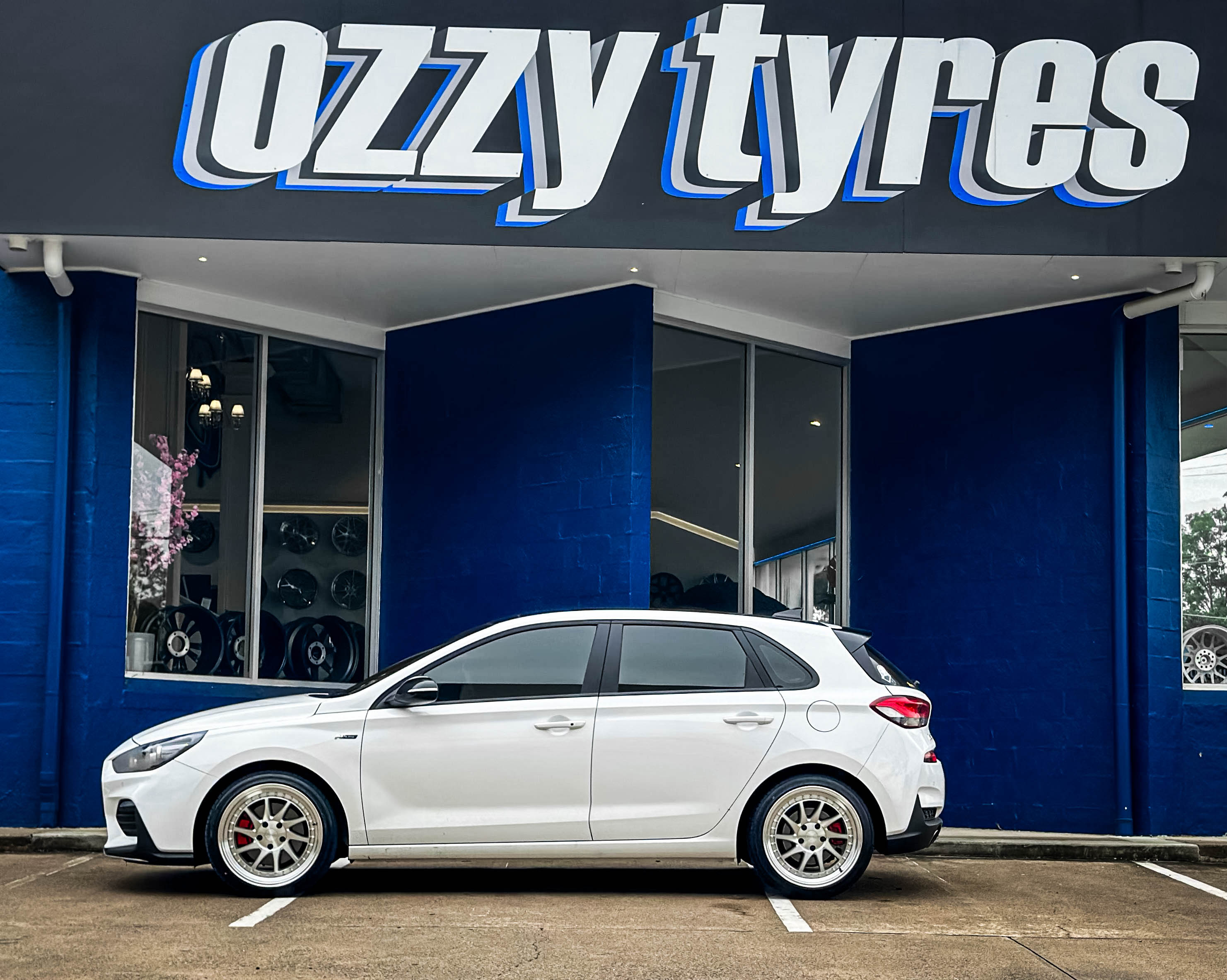 hyundai i30 avid av-56 machined silver wheel #14450