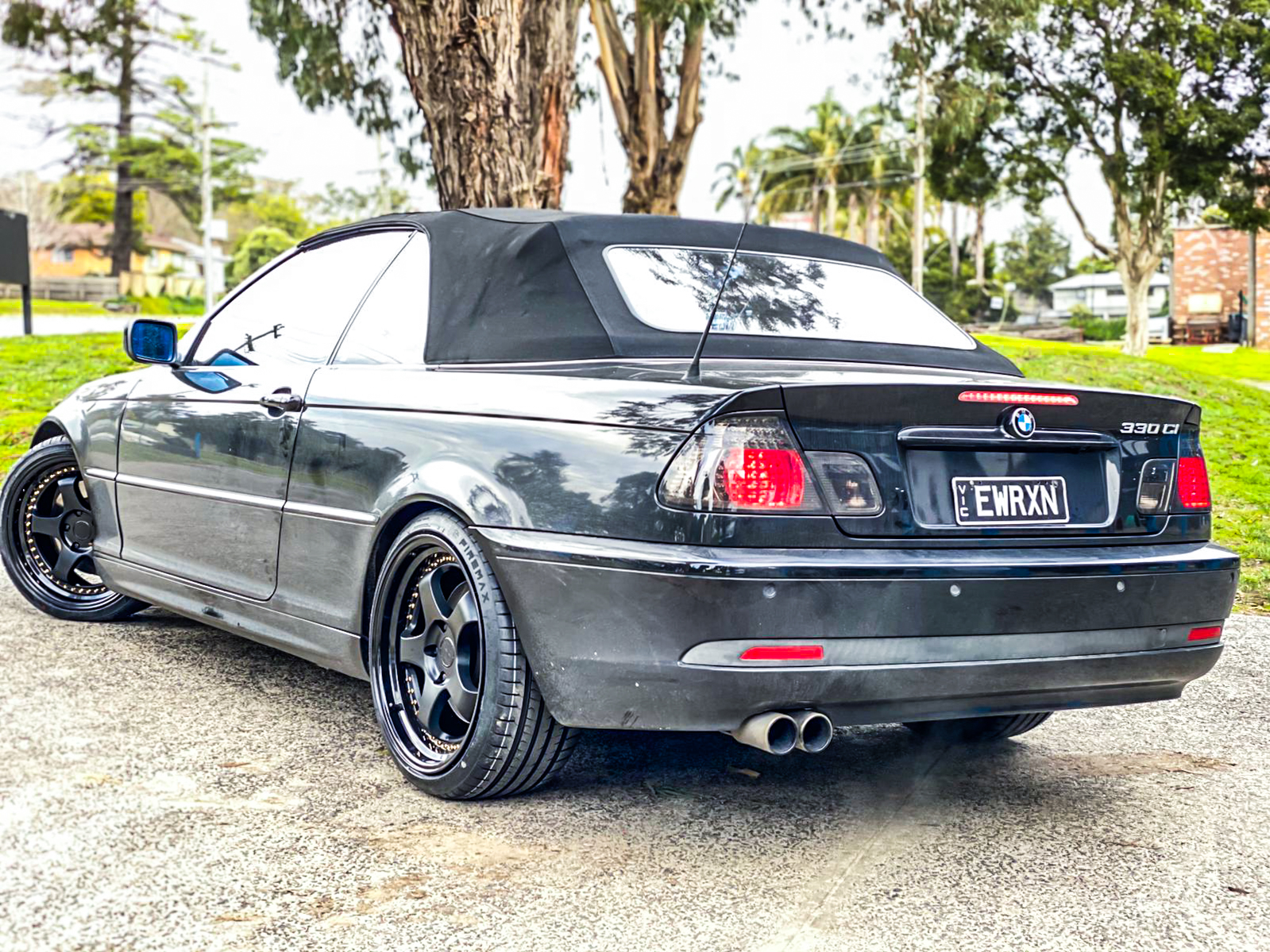 BMW_3_SERIES_HUSSLA_ZEN_MATTE_BLACK_GOLD_RIVETS_GLOSS_BLACK_LIP_19_4.jpg