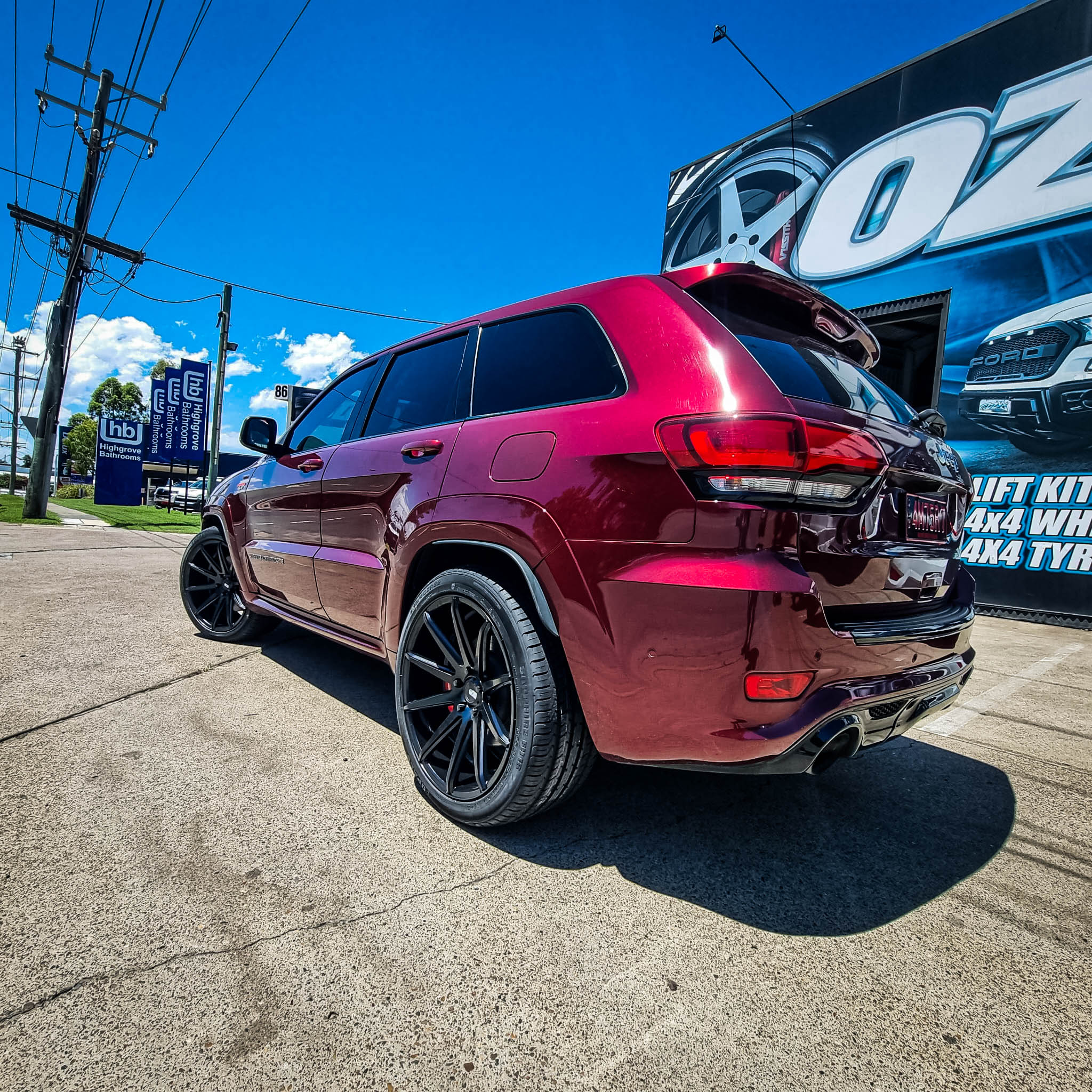 JEEP_GRAND_CHEROKEE_XO_SYDNEY_GLOSS_BLACK_1.jpg