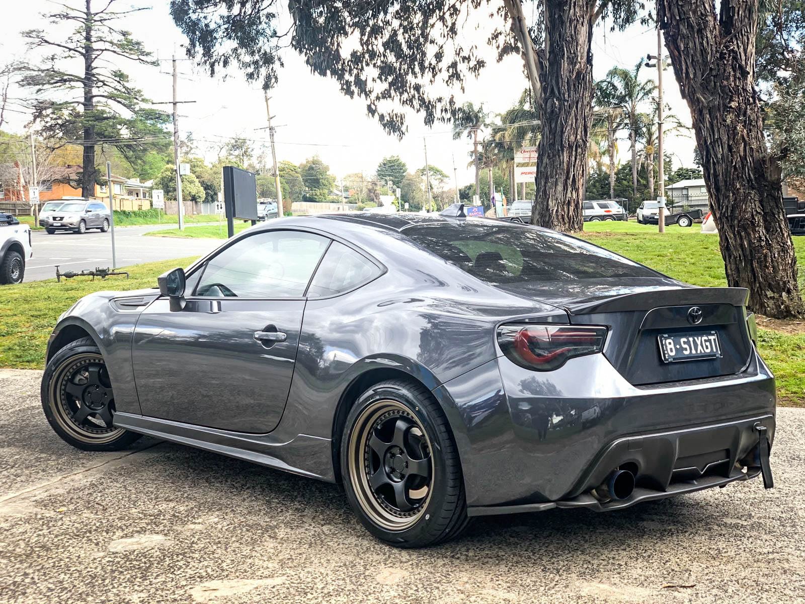 TOYOTA_86_HUSSLA_ZEN_MATTE_BLACK_GLOSS_BLACK_RIVETS_BRONZE_LIP_18_3.jpg