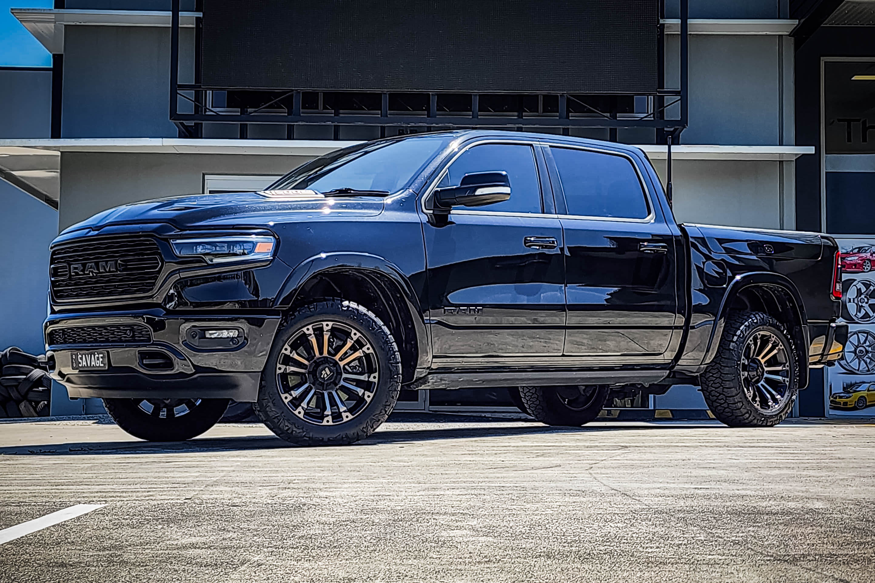 RAM 1500 HUSSLA AMBUSH BRONZE TINT FACE #17484