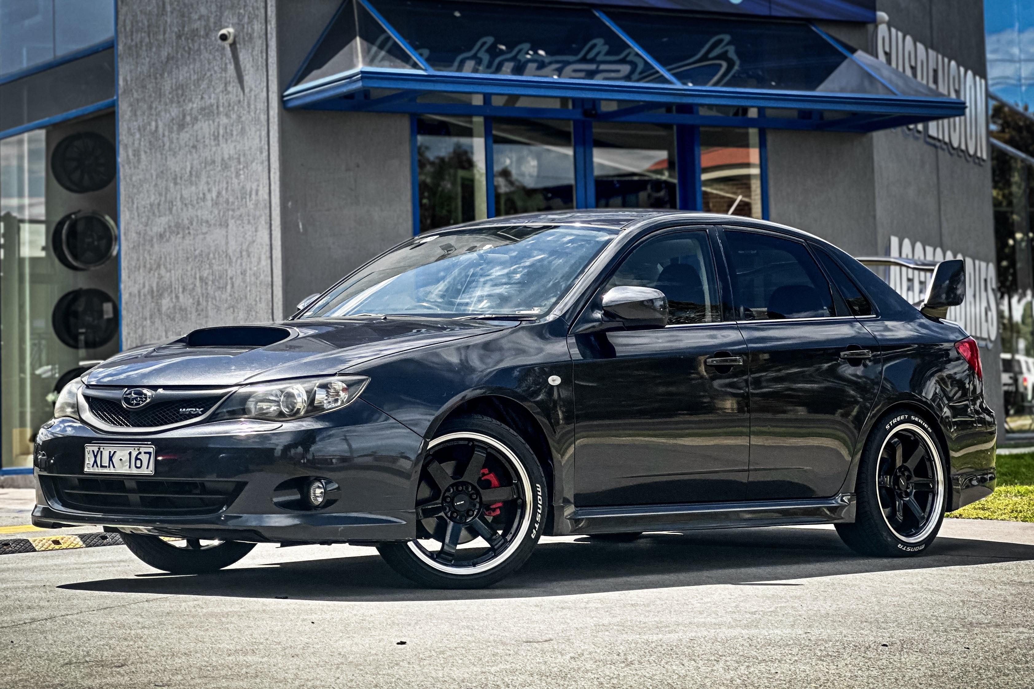 SUBARU WRX AVID AV-06 GLOSS BLACK POLISHED LIP #17808