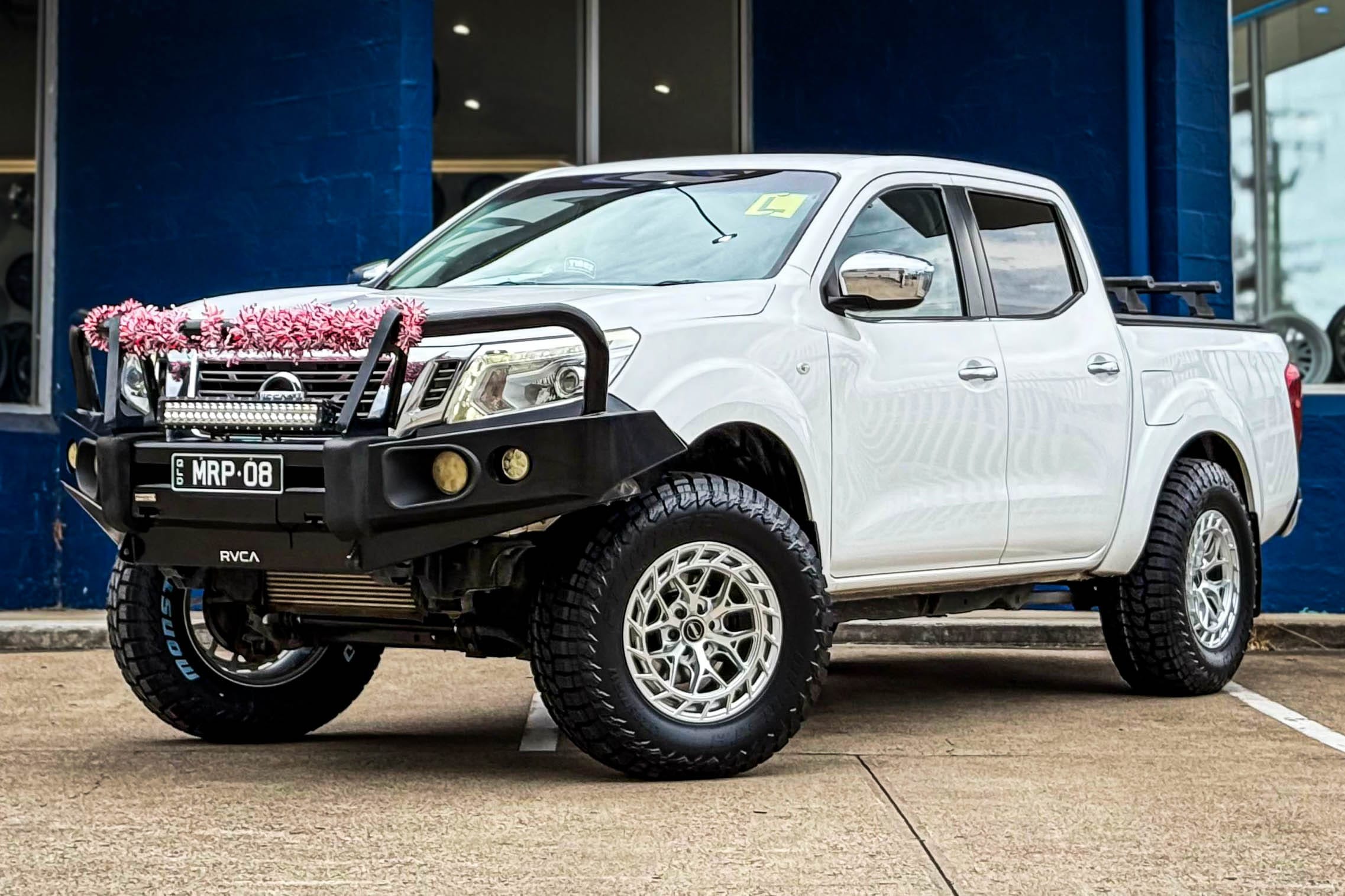 NISSAN_NAVARA_HUSSLA_GUNNER_DIAMOND_CUT_POLISHED_17_1.jpg