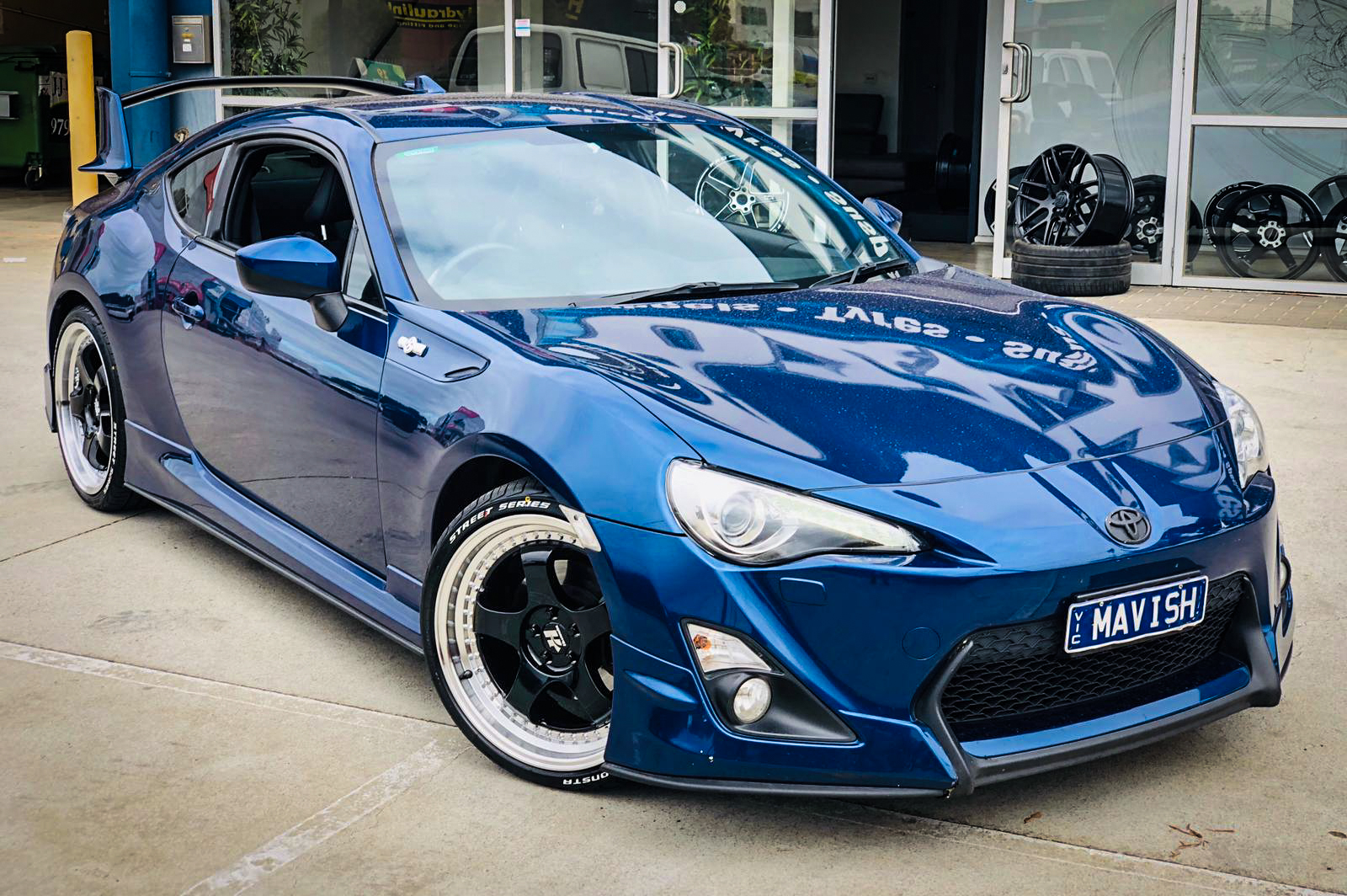 toyota 86 hussla zen gloss black chrome rivets machined lip wheel