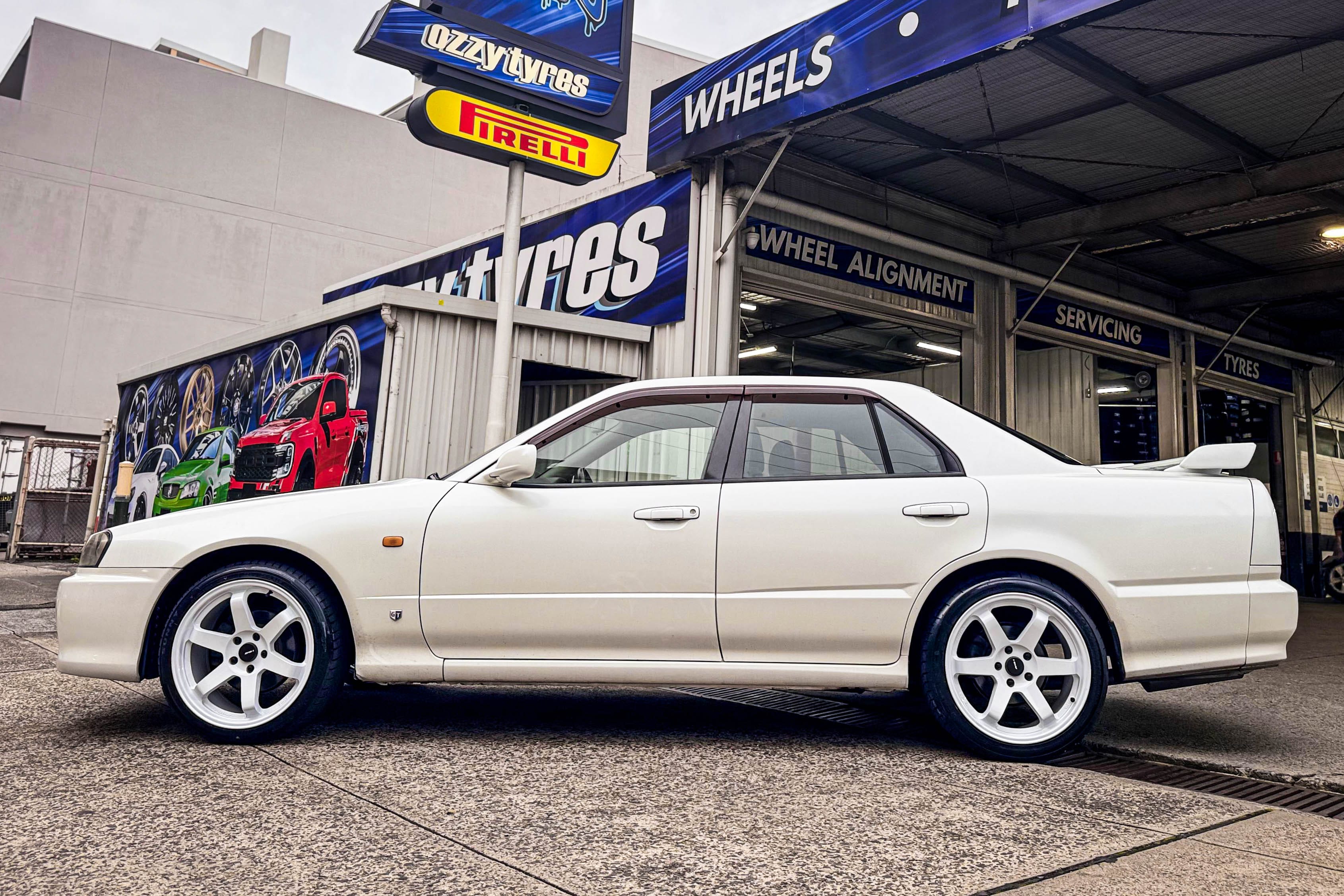 nissan skyline avid av-06 white polished lip wheel #19501