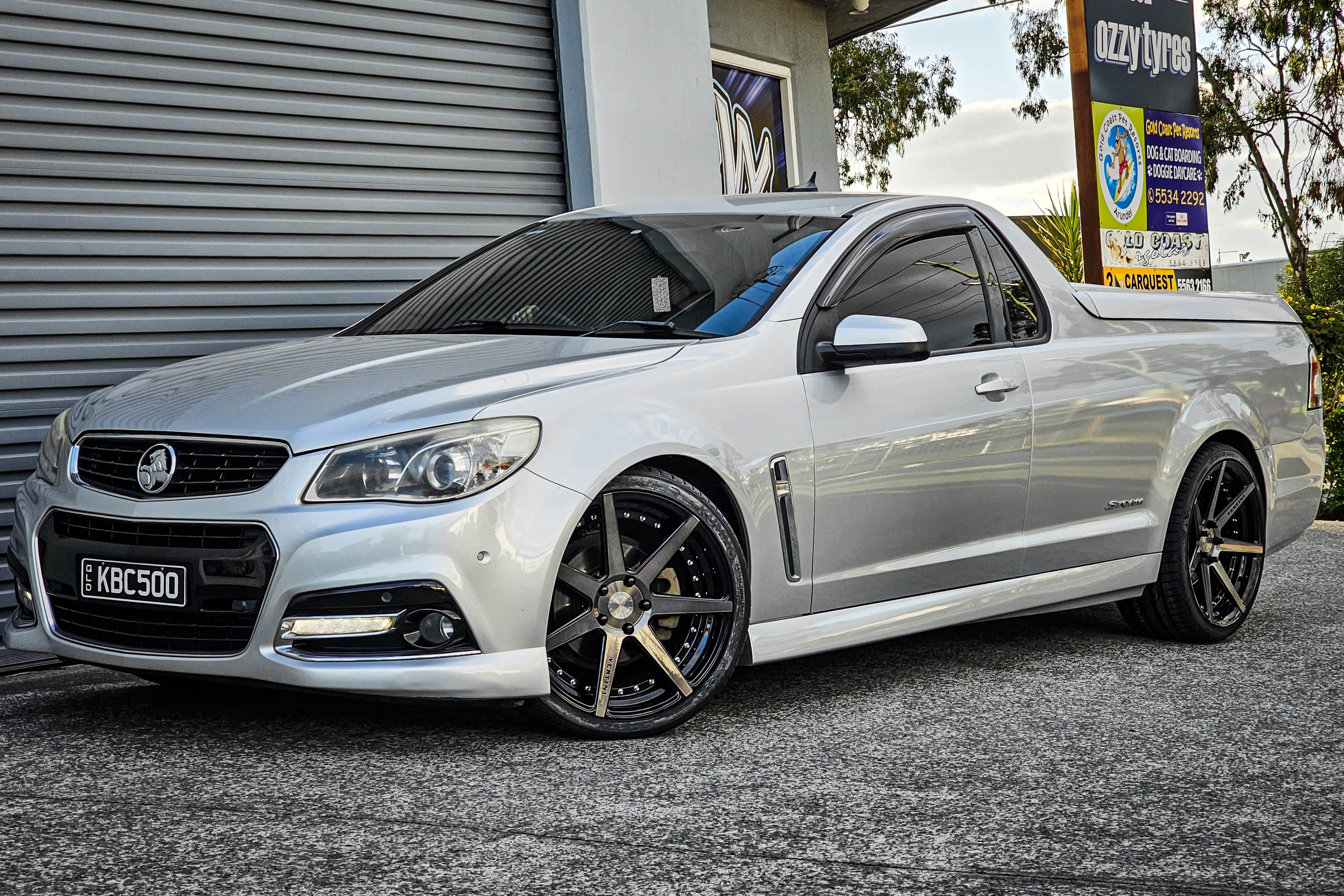 holden commodore ute vertini dynasty gloss black dark tint face chrome ...