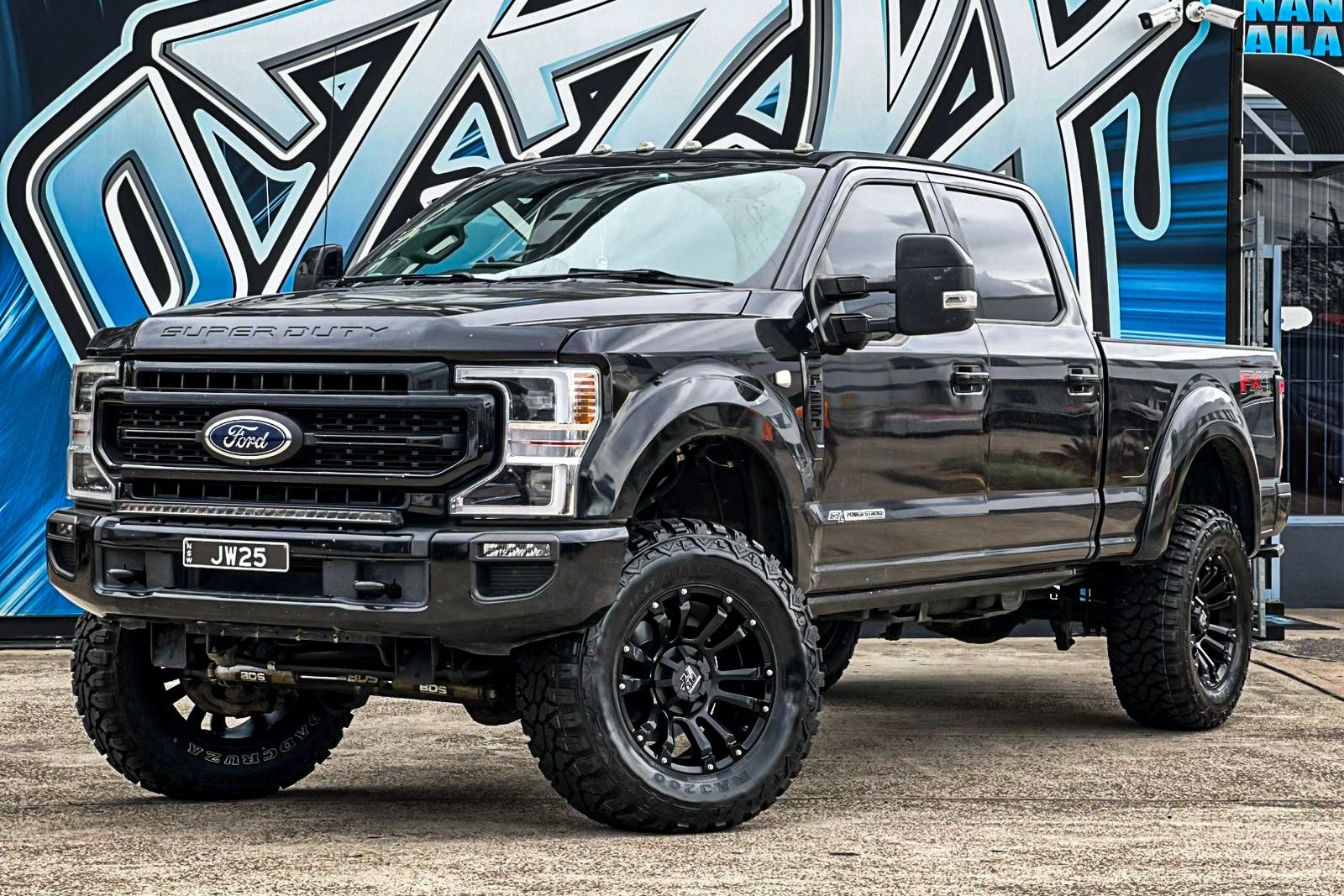 FORD_F-250_HUSSLA_AMBUSH_MATTE_BLACK_1_2.jpg