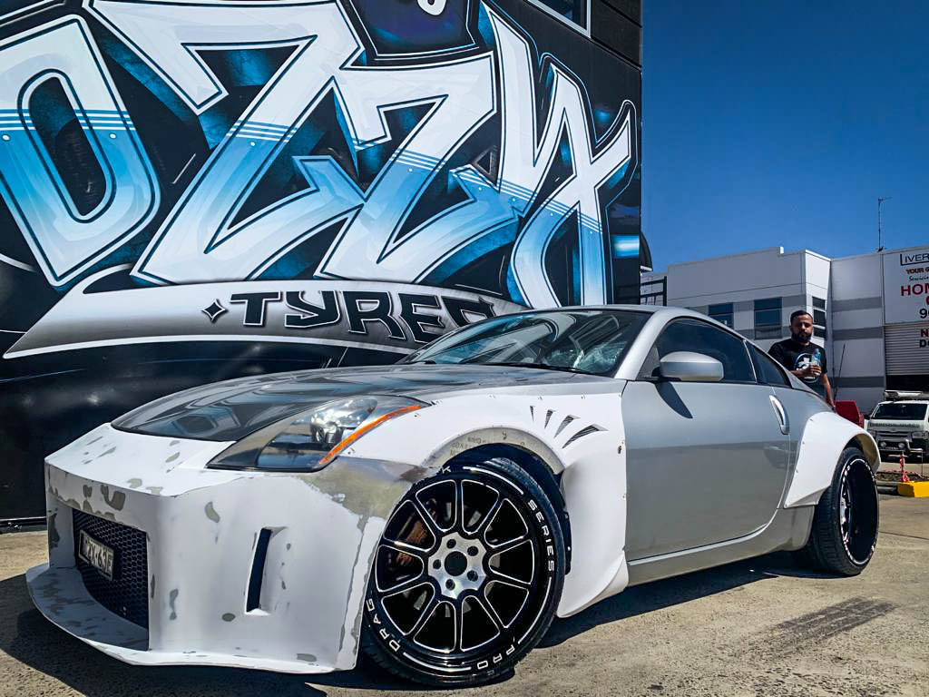 NISSAN_350Z_PRO_DRAG_TRACK_SERIES_GLOSS_BLACK_MILLED_SPOKES_MILLED_WRITING_20_NEOLIN_NEOSPORT2.jpg