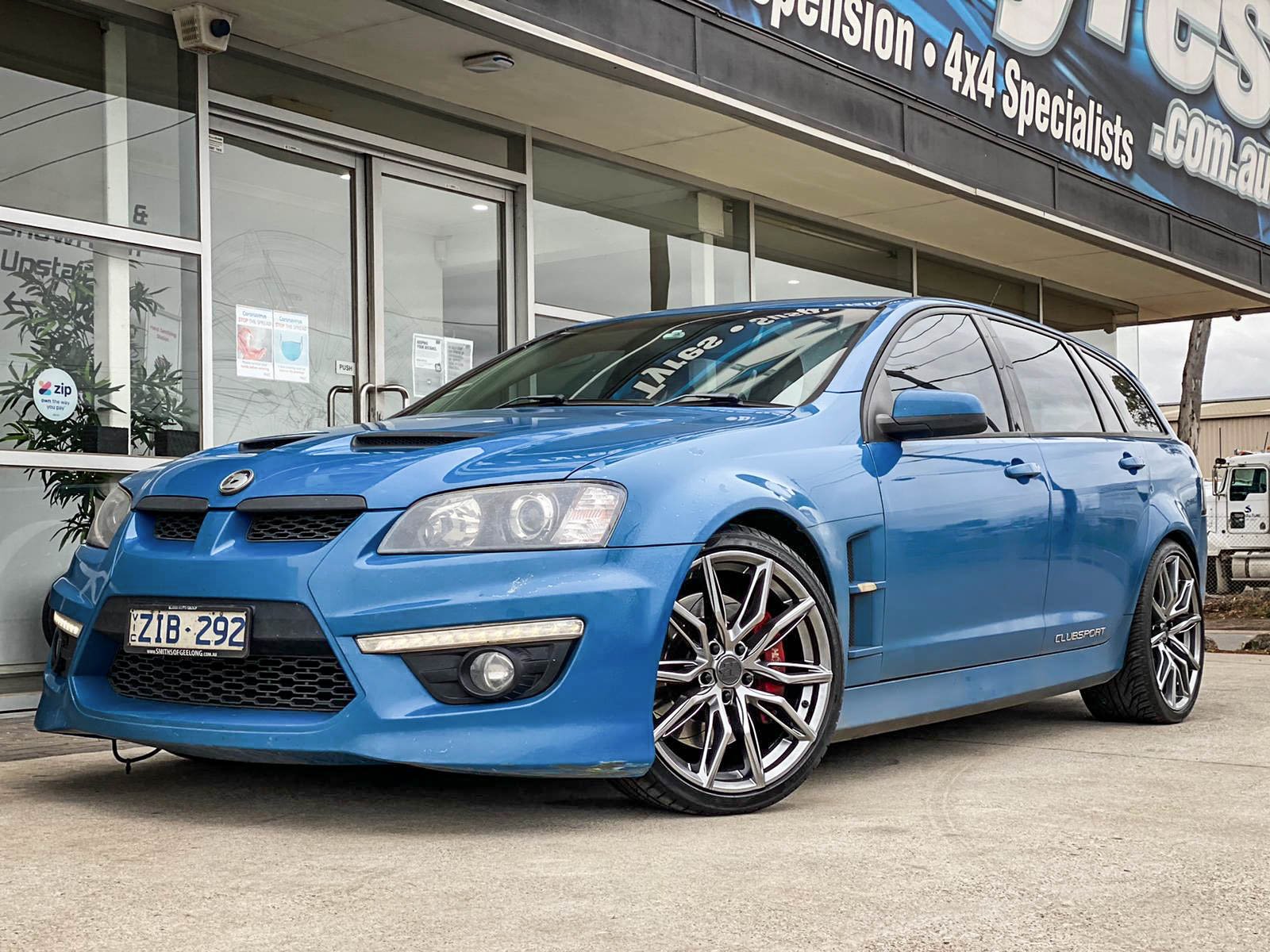 HOLDEN HSV CLUBSPORT HUSSLA MEDUSA HYPER BLACK #3292