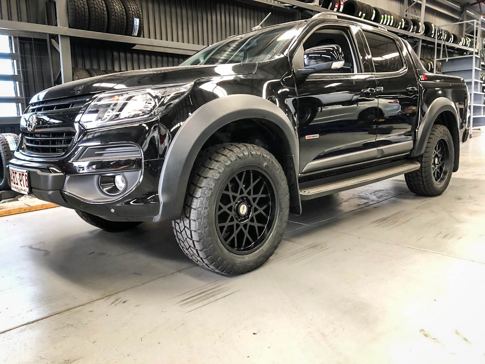 HOLDEN_COLORADO_HUSSLA_PUNISHER_MATTE_BLACK_MONSTA_TERRAIN_GRIPPER7.jpg