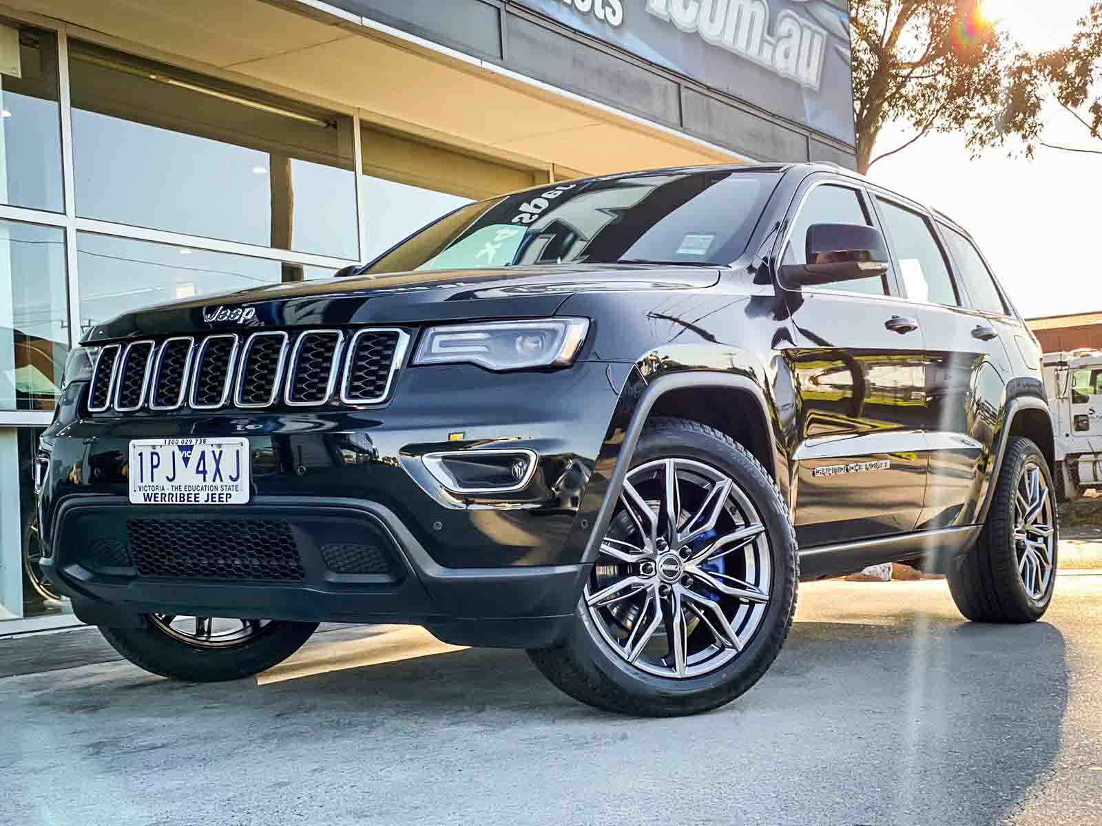 JEEP GRAND CHEROKEE HUSSLA MEDUSA HYPER BLACK #4537