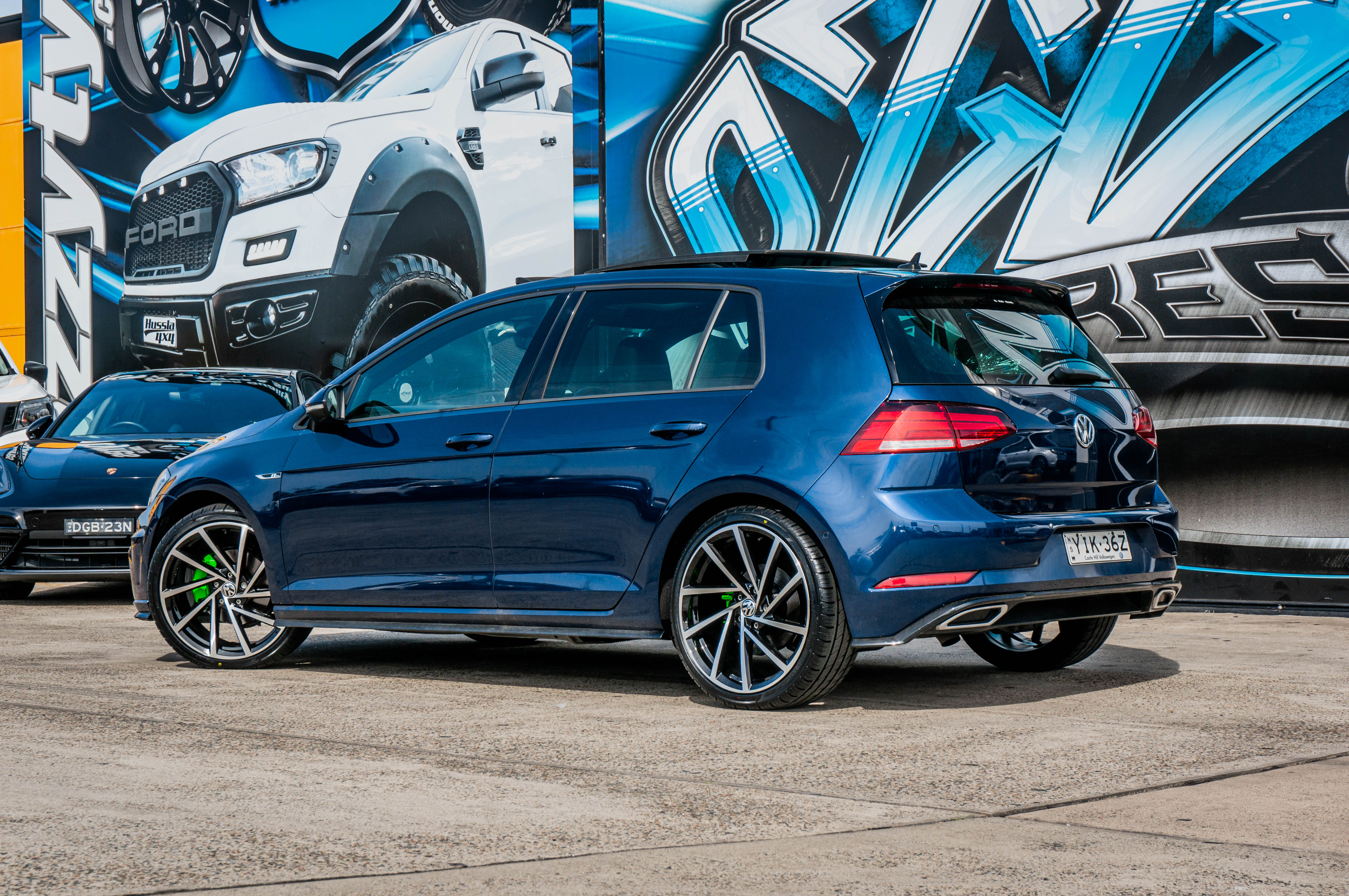 VOLKSWAGEN_GOLF_R_EURO_SPEC_REPLICA_DIRECTIONAL_992_BLACK_MACHINED_FACE_19_RAPID_P6096.jpg
