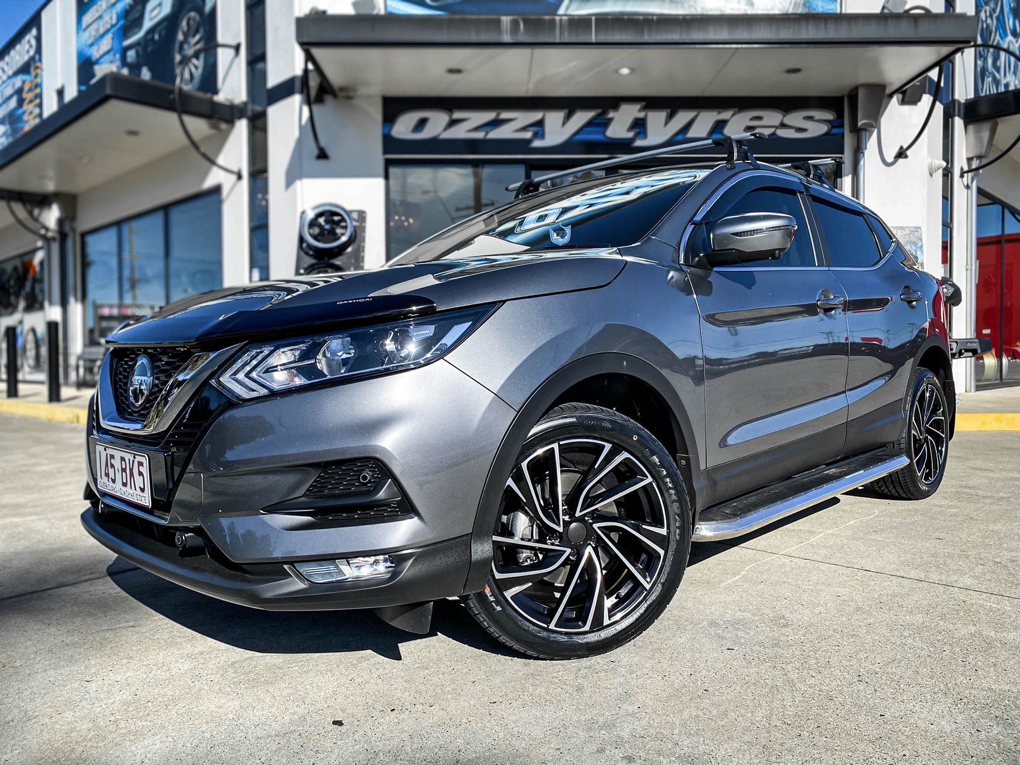 Nissan Qashqai Euro Spec Replica Turbine 827 Black Machined Face Wheel 8902