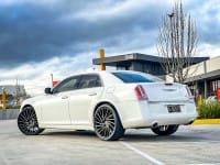 CHRYSLER_300C_LEXANI_WRAITH_GL